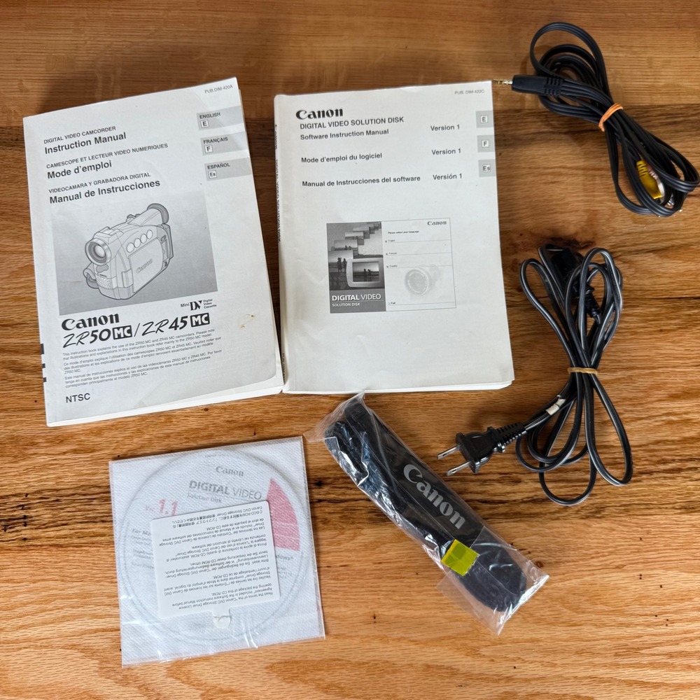 Canon‎ ZR50MC ZR45MC Camcorder Accessories Manuals Cables Software Strap Bundle